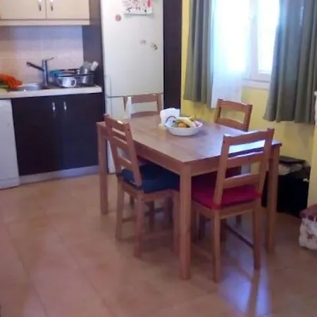 Holiday home Tre Fiori Makriotika